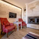 Lunas Alaçatı