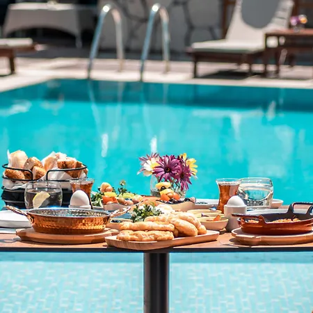 Lunas Hotel Alaçatı