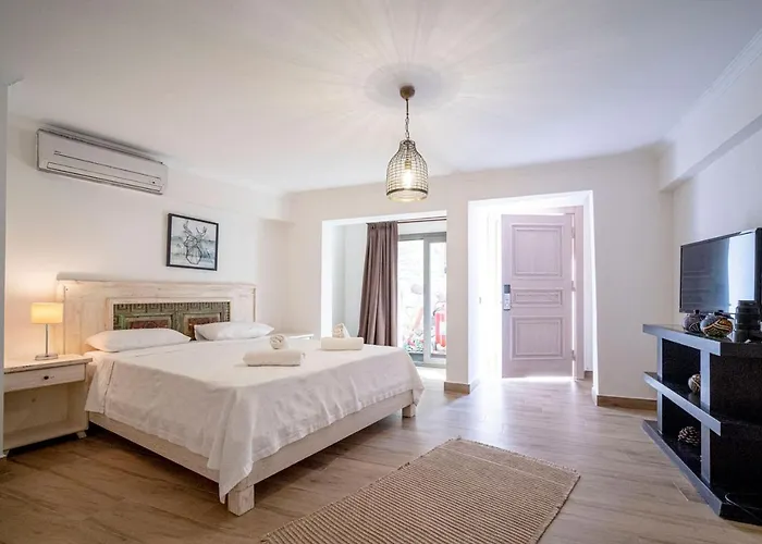 Lunas Szálloda Alacati